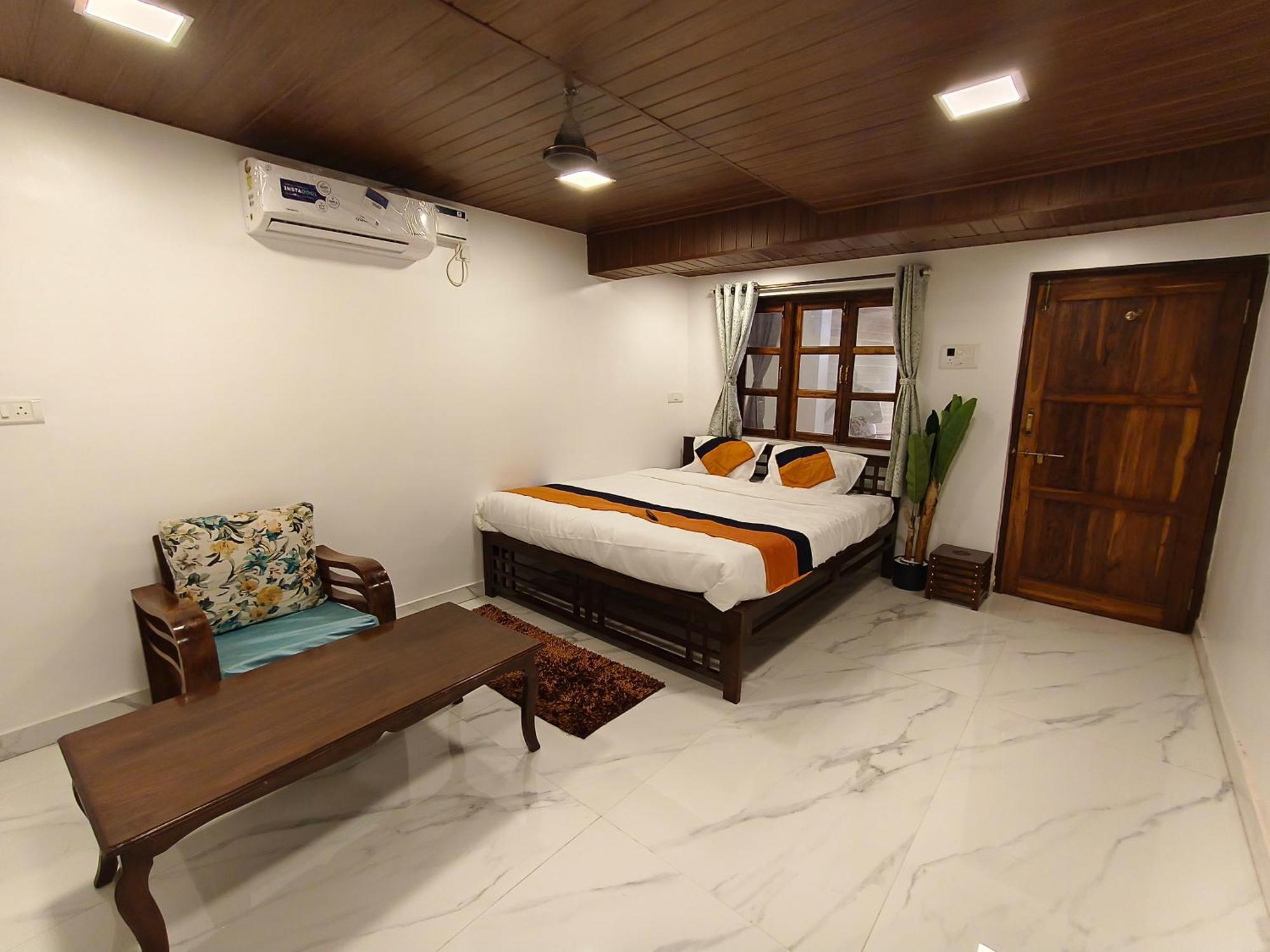Whitehouse Homestay By Oxystays Hospitality Alībāg Værelse billede